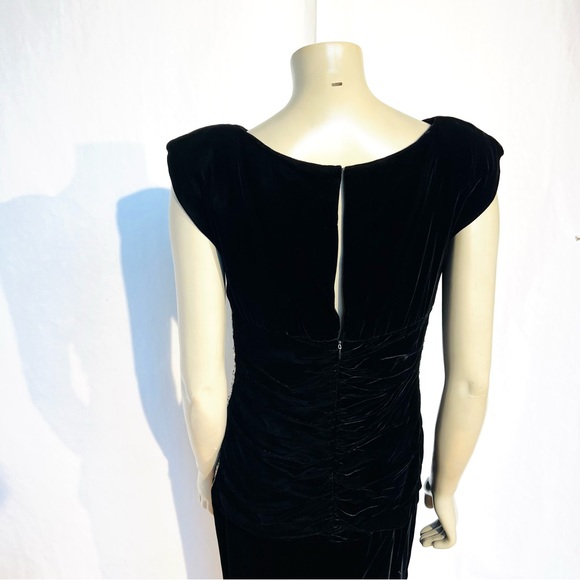 Oscar Di La Renta Miss O Vintage Velvet Dress - Picture 6 of 16